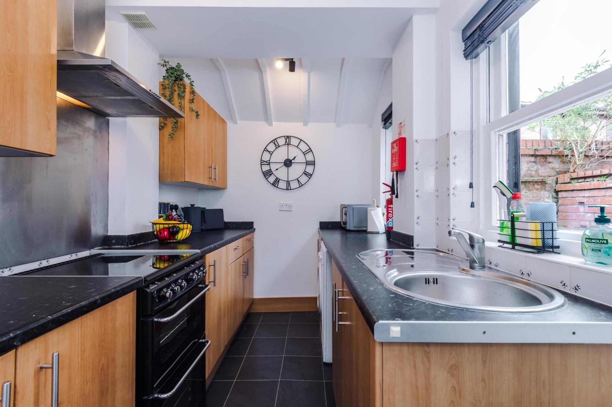 New! Stunning 2-Bed City-Centre Home In Chester By 53 Degrees Property - Ideal For Couples & Groups - Sleeps 6! Exterior foto